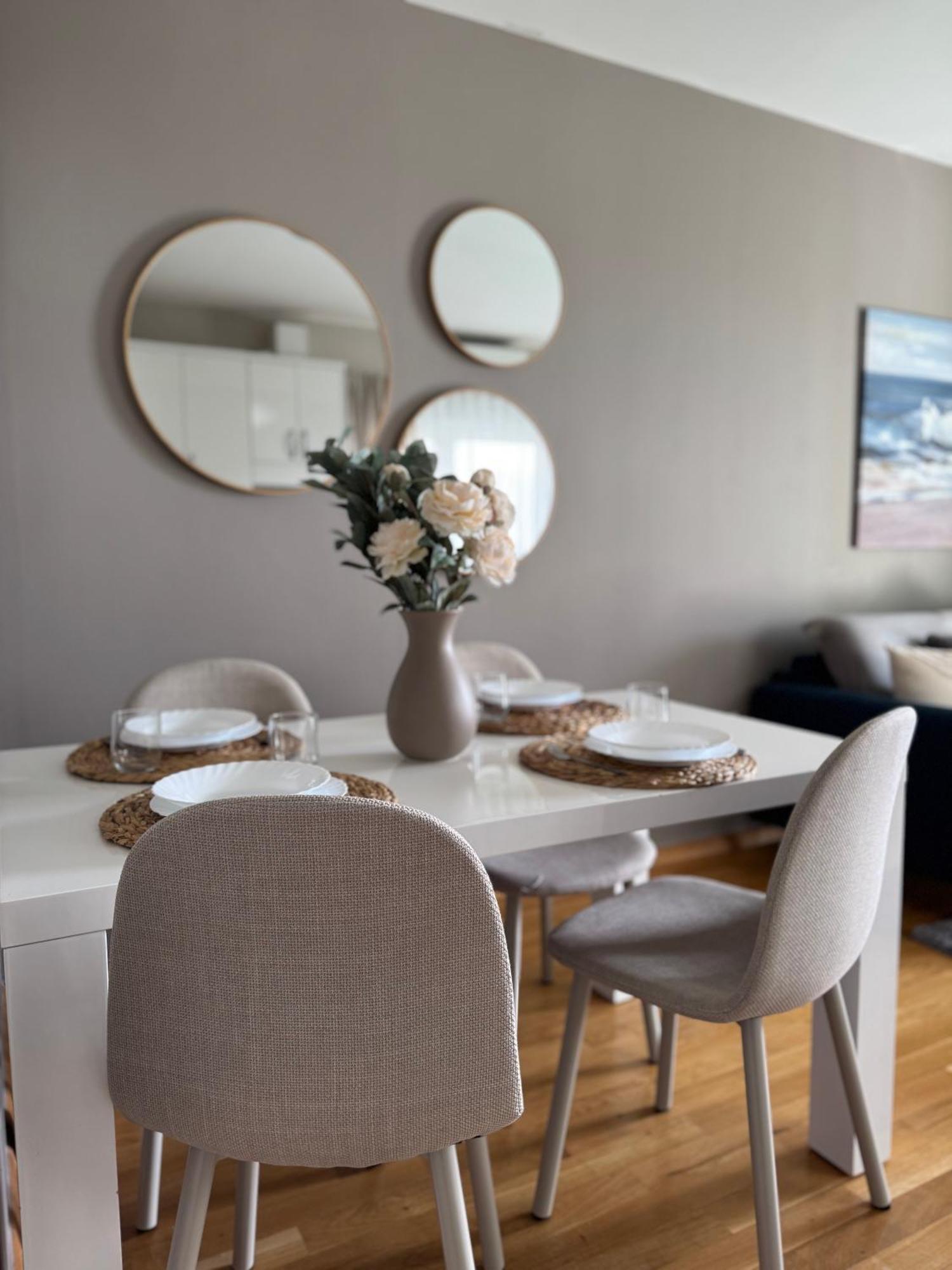 Apartment Tri Sunca Baška Voda Екстериор снимка