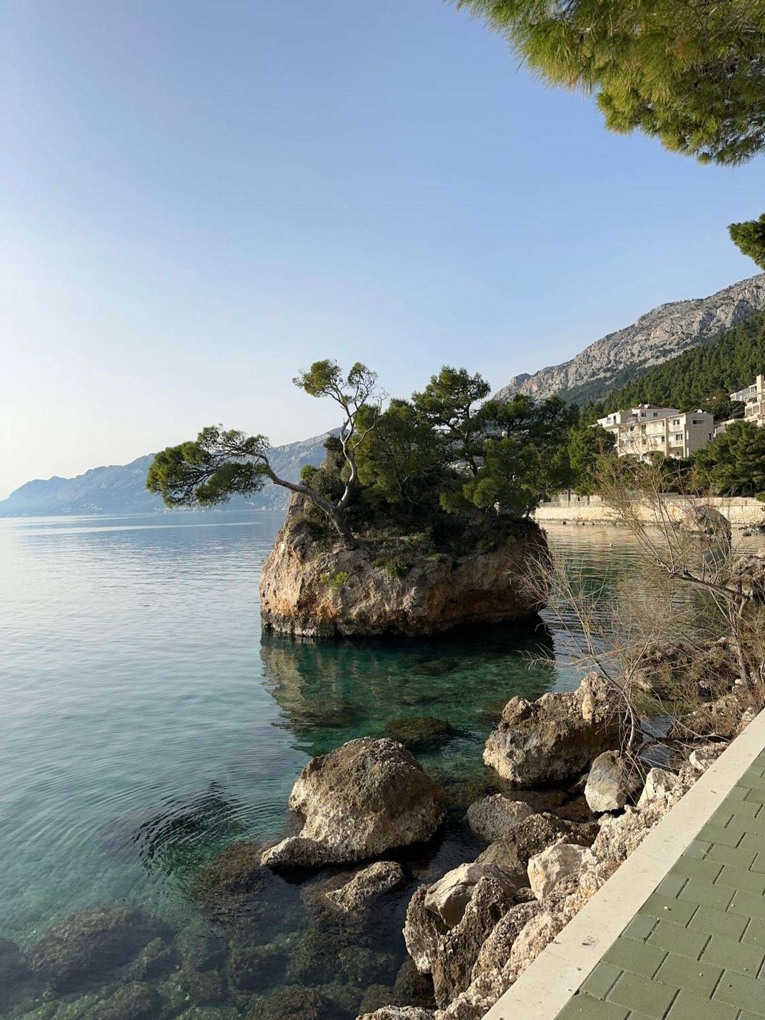 Apartment Tri Sunca Baška Voda Екстериор снимка