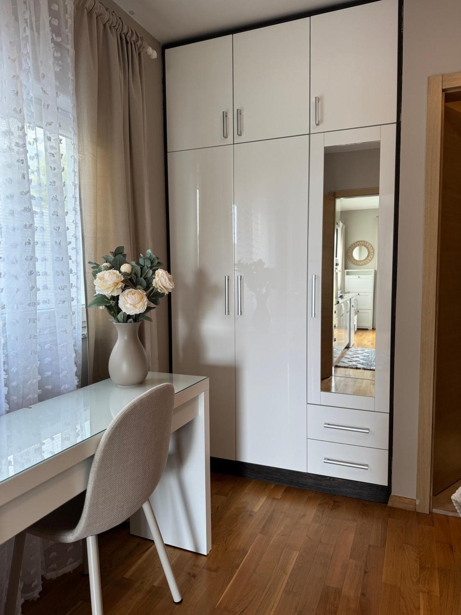 Apartment Tri Sunca Baška Voda Екстериор снимка