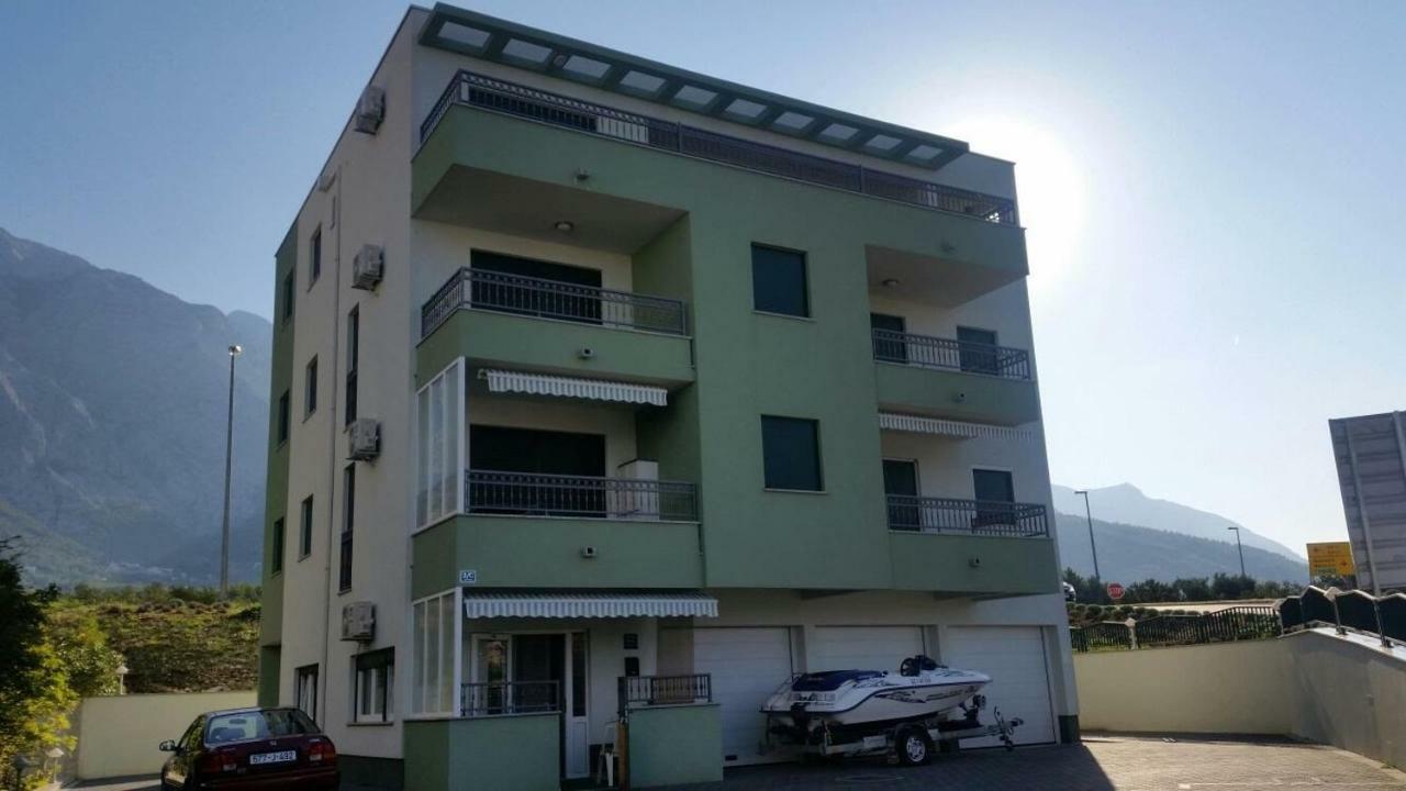 Apartment Tri Sunca Baška Voda Екстериор снимка